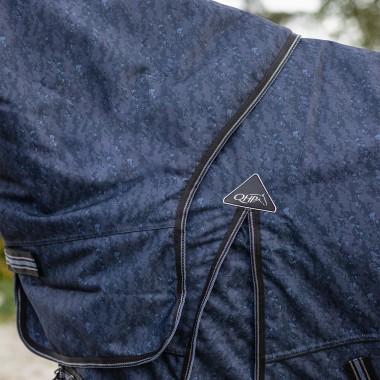 Couverture d’hiver 1200D 150 g avec Cou de Couverture – QHP